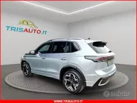 Usata VW Tiguan R-line 150 CV (110 kW) 2025 Argento SUV