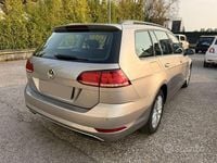 Begagnad VW Golf VII Executive 116 HK (85 kW) 2020 Grå Kombi