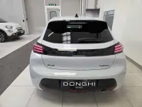 Usata Peugeot 208 GT 101 CV (74 kW) 2025 Bianco Utilitaria