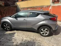 Usata Toyota C-HR 116 CV (85 kW) 2017 Grigio SUV