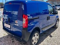 Begagnad Fiat Fiorino 70 HK (51 kW) 2020 Blå Minibuss