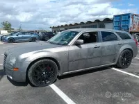 Usata Chrysler 300C Touring 218 CV (160 kW) 2009 Grigio Station wagon