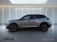 Usata Peugeot 2008 GT 131 CV (96 kW) 2020 Grigio metallizzato SUV