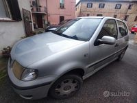 Usata VW Polo Comfortline 75 CV (55 kW) 2000 Grigio Berlina