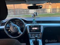 Usata VW Passat 150 CV (110 kW) 2014 Nero Station wagon