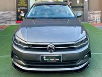 Usata VW Polo Highline 90 CV (66 kW) 2021 Grigio Utilitaria