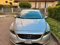 Second-hand Volvo V40 150 CP (110 kW) 2015 Gri Berlinǎ