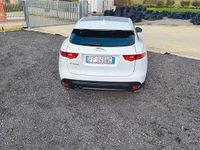 Usata Jaguar F-Pace 180 CV (132 kW) 2016 Bianco SUV