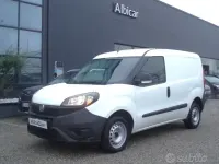 Usata Fiat Doblò 95 CV (69 kW) 2020 Bianco Monovolume