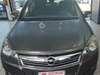 Begagnad Opel Astra 110 HK (80 kW) 2011 Grå Kombi