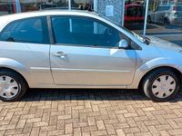 Usata Ford Fiesta 75 CV (55 kW) 2008 Grigio Utilitaria