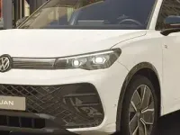 Usata VW Touareg Elegance 381 CV (280 kW) 2023 Nero SUV