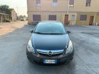 Usata Opel Corsa 86 CV (63 kW) 2012 Nero Utilitaria