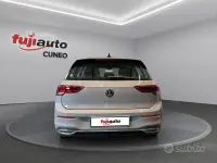 Usata VW Golf VIII Style 131 CV (96 kW) 2020 Grigio Berlina