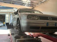 Usata VW Golf IV 101 CV (74 kW) 2003 Grigio Berlina