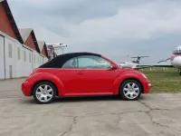 Usata VW New Beetle 101 CV (74 kW) 2005 Rosso Utilitaria