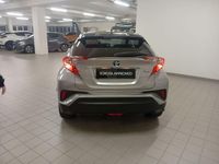 Second-hand Toyota C-HR Style 122 CP (89 kW) 2019 Argintiu SUV