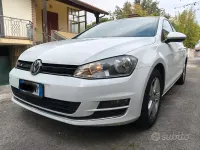 Usata VW Golf VII 110 CV (80 kW) 2015 Bianco Utilitaria