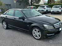 Usata Mercedes C220 Avantgarde 170 CV (125 kW) 2012 Nero Berlina