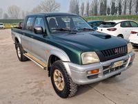 Usata Mitsubishi L200 99 CV (72 kW) 2000 Grigio Pick-up