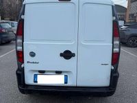 Usata Fiat Doblò 69 CV (50 kW) 2005 Bianco Monovolume