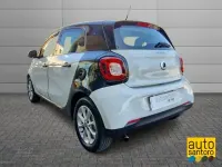 Usata Smart ForFour Passion 71 CV (52 kW) 2018 Bianco Utilitaria