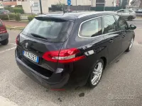 Usata Peugeot 308 Allure 131 CV (96 kW) 2018 Bluazzurro Station wagon