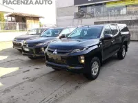 Usata Mitsubishi L200 Invite 150 CV (110 kW) 2021 Nero Pick-up