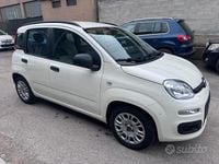 Usata Fiat Panda Lounge 69 CV (50 kW) 2012 Bianco Utilitaria
