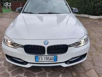 Usata BMW 320 Sport Line 184 CV (135 kW) 2013 Station wagon