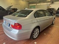 Usata BMW 330 258 CV (189 kW) 2006 Argento Berlina