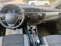 Usata Toyota Auris Lounge 111 CV (81 kW) 2015 Grigio Berlina