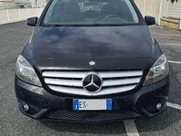 Usata Mercedes B180 Premium 109 CV (80 kW) 2013 Nero Monovolume