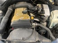 Usata Mercedes 200 Elegance 1995 Blu Berlina