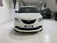 Usata Lancia Ypsilon Gold 86 CV (63 kW) 2016 Bianco Utilitaria