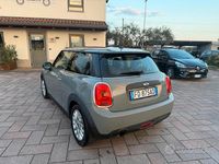 Begagnad Mini ONE 74 HK (54 kW) 2016 Grå Halvkombi