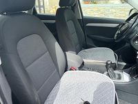 Begagnad Audi Q3 Comfort 120 HK (88 kW) 2015 Grå SUV