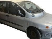 Usata Fiat Multipla 110 CV (80 kW) 2001 Grigio Monovolume