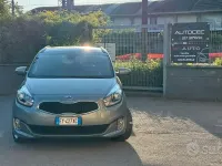 Usata Kia Carens 115 CV (84 kW) 2015 Giallo Monovolume