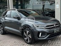 Usata VW T-Roc R-line 116 CV (85 kW) 2024 Grigio SUV