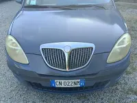 Usata Lancia Ypsilon 101 CV (74 kW) 2004 Bluazzurro Utilitaria