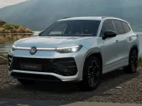 Nuova VW Tayron R-line Plus 150 CV (110 kW) 2026 Dolomite silver metallizzato SUV
