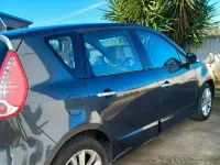 Usata Renault Scenic E-Tech 110 CV (80 kW) 2011 Blu Monovolume