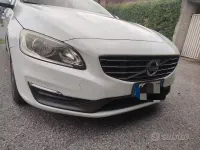 Usata Volvo V60 120 CV (88 kW) 2015 Bianco Station wagon
