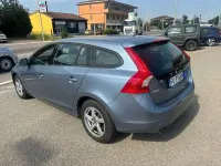 Usata Volvo V60 Business Edition 120 CV (88 kW) 2017 Grigio Station wagon