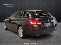 Usata BMW 525 Luxury Line 218 CV (160 kW) 2014 Grigio Station wagon