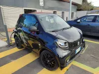 Usata Smart ForTwo Electric Drive Passion 41 kW (56 CV) 2019 Nero Cabrio