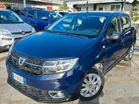 Usata Dacia Sandero 90 CV (66 kW) 2017 Blu Berlina