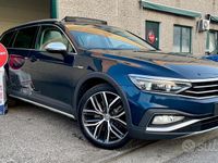 Usata VW Passat Alltrack 240 CV (176 kW) 2020 Blu Station wagon