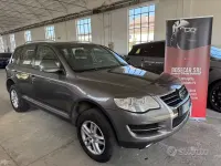Usata VW Touareg R 174 CV (127 kW) 2007 Grigio SUV